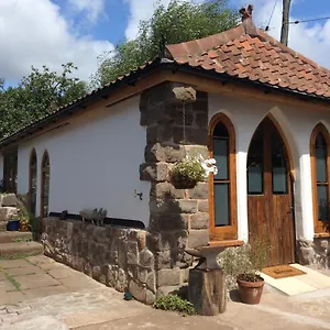  Holiday home The Hideaway - A Charming, Unique Retreat In Long Ashton, United Kingdom